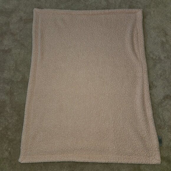 Lullaby Kids Pink White Fleece Baby Blanket Lion Elephant Giraffe Circus Parade - Picture 7 of 7